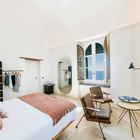 Otel Faro Punta Imperatore *