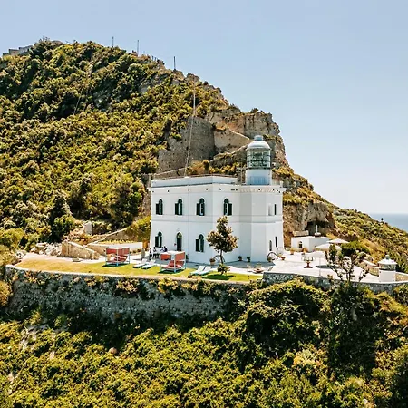 Faro Punta Imperatore