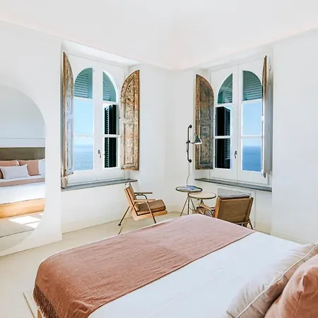 Faro Punta Imperatore *