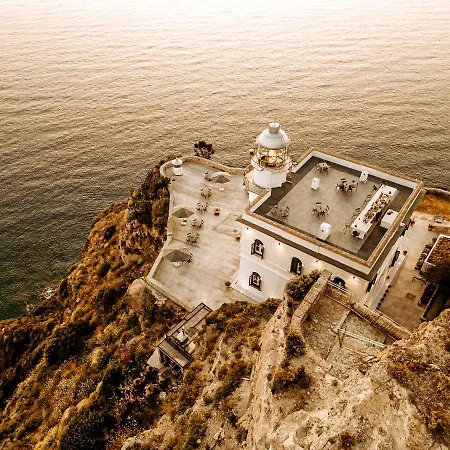 Faro Punta Imperatore Szálloda *