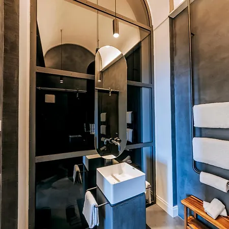 Faro Punta Imperatore Szálloda