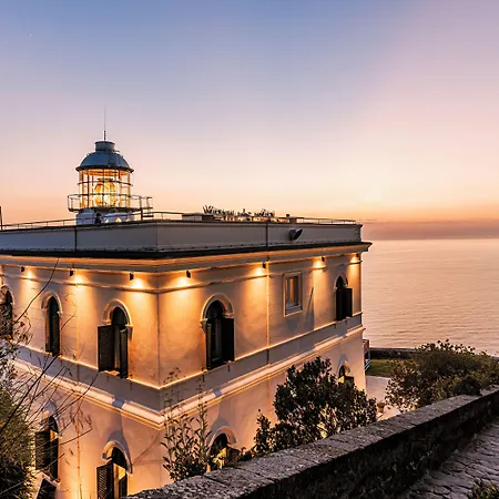 Faro Punta Imperatore Forio di Ischia