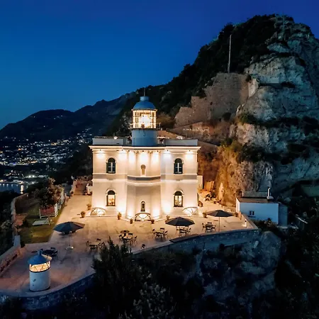 Hotel Faro Punta Imperatore
