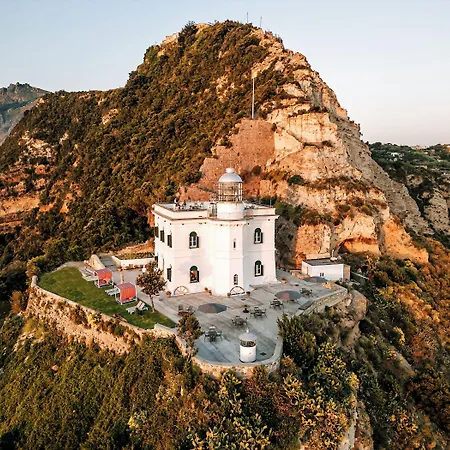 Hotel Faro Punta Imperatore *