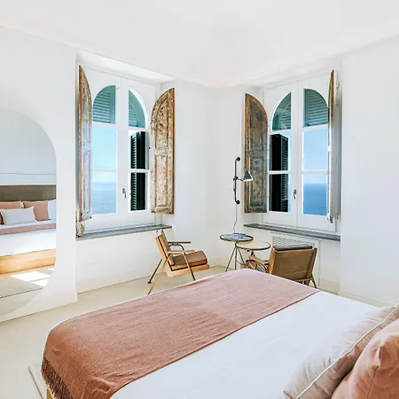Hotel Faro Punta Imperatore
