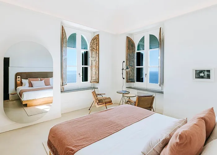 Faro Punta Imperatore *