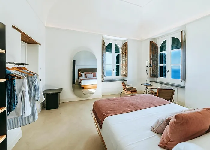 Faro Punta Imperatore Forio di Ischia