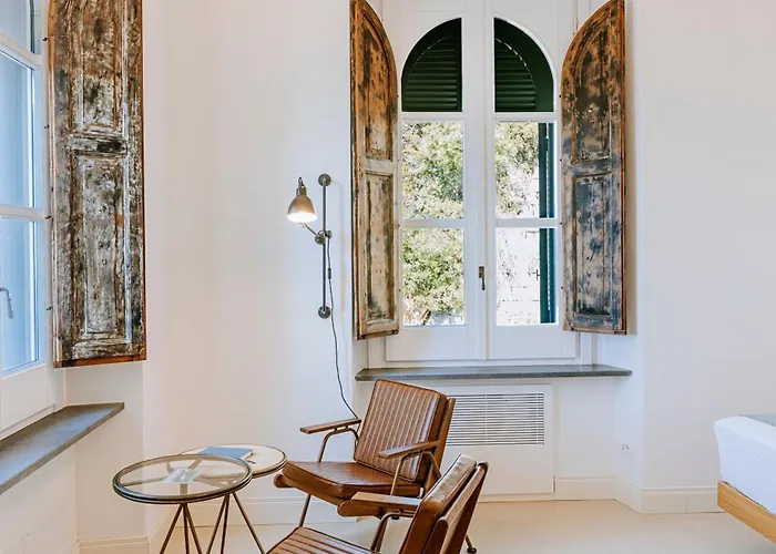 Faro Punta Imperatore Hotel *