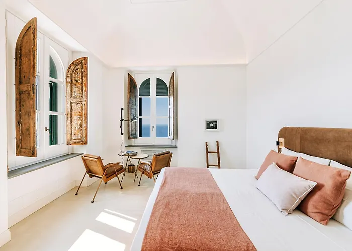 Faro Punta Imperatore Forio di Ischia