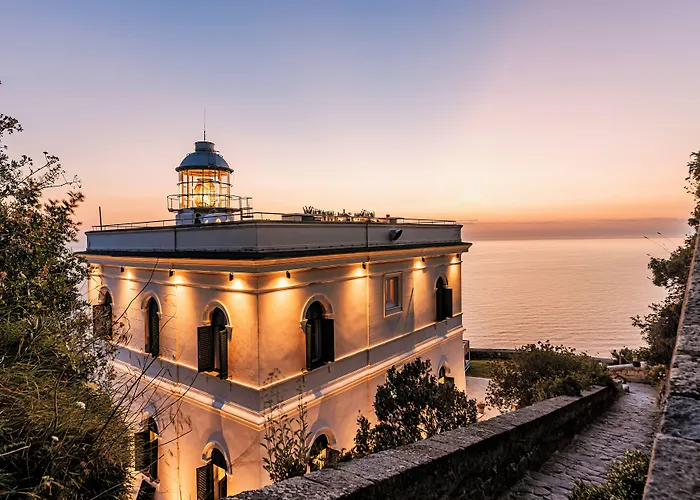 Faro Punta Imperatore Forio di Ischia