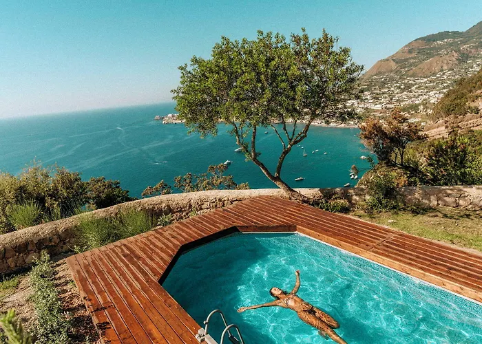 Faro Punta Imperatore Forio di Ischia