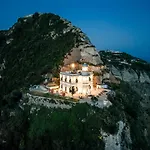 Faro Punta Imperatore Forio di Ischia