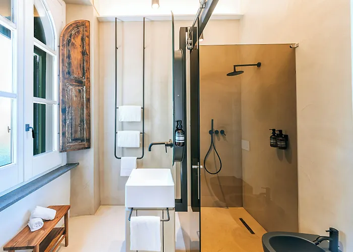 Faro Punta Imperatore *